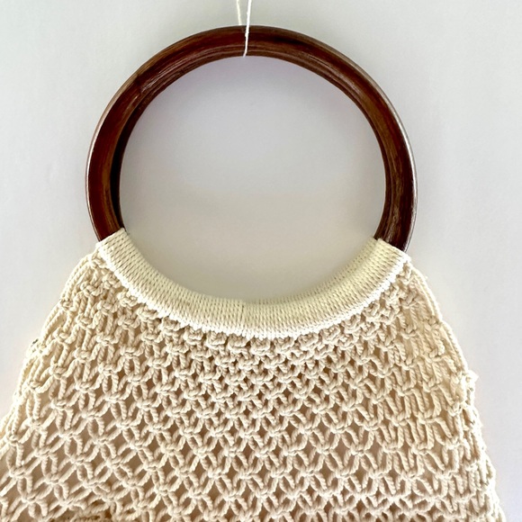 Macrame Crochet Handbag Woven Purse Wood Ring Handles Fringe Boho Bag NEW - Picture 3 of 16